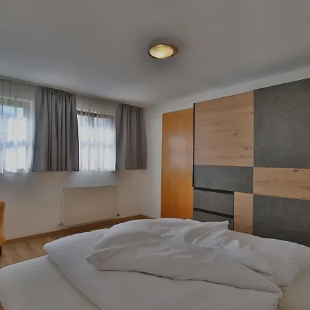 Apartment Haus Christina *